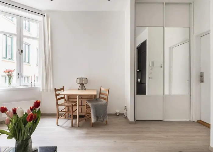 דירה Modern & Bright In