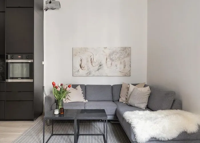 דירה Modern & Bright In *