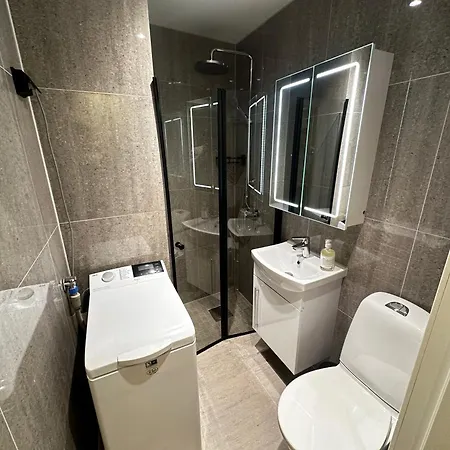 Modern & Bright In Apartmán *